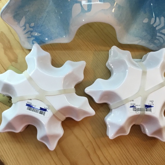 Nicole Miller Snowflake Christmas Melamine Platter 19” with 8 Side Dishes 7” NWT - Picture 4 of 10